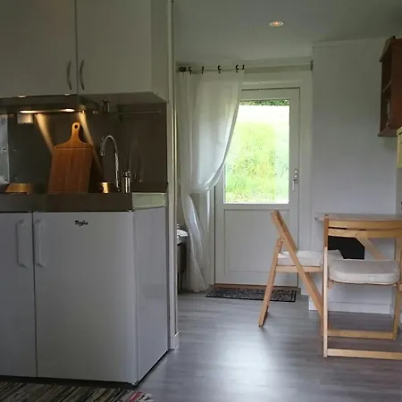 Charming 1-bed On Farm In Holiday home
