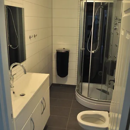 Charming 1-bed On Farm In *